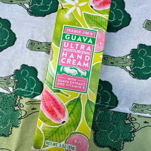 Trader Joe’s BUNDLE Hand Cream Set with Pink mini cooler - Picture 3 of 4